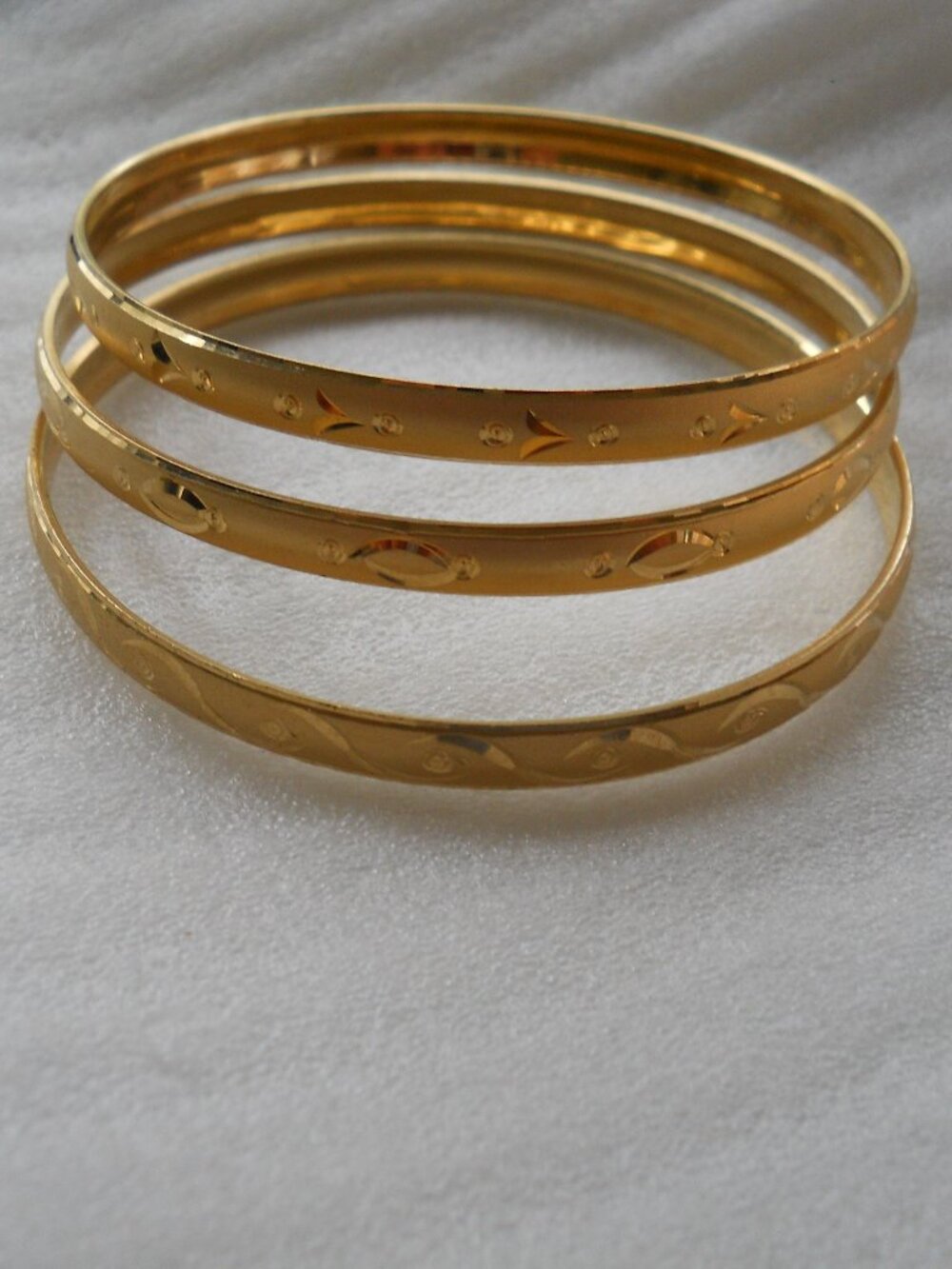 Bangle Bracelets   1030